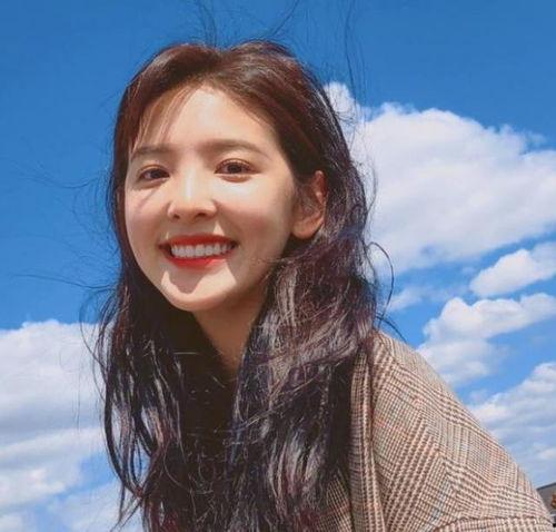 而网红,网络时代的明星崛起之路